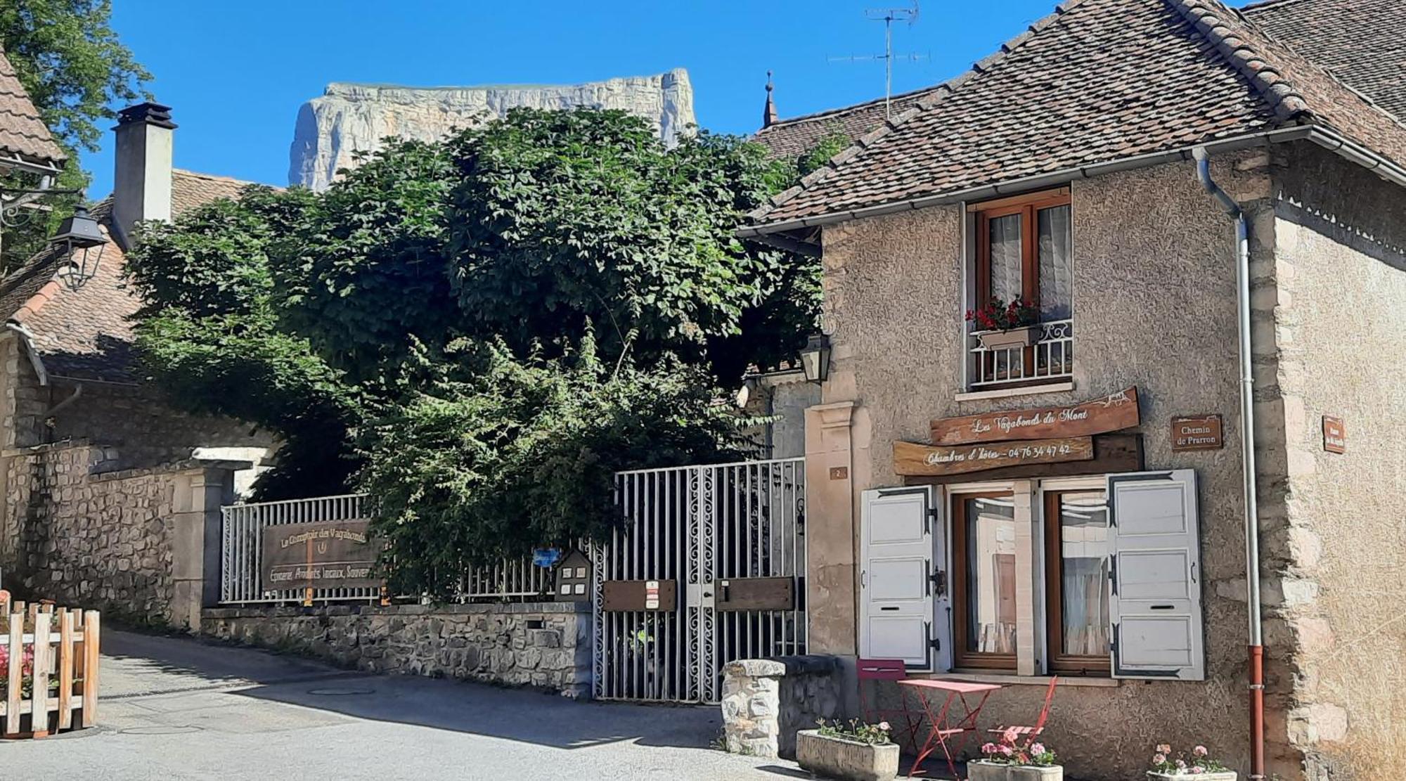 Le Gite Des Vagabonds Chichilianne Exteriör bild